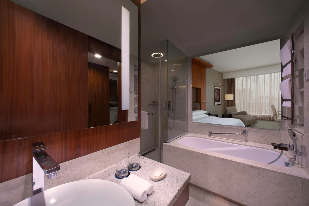 Бангалор: Sheraton Grand Bangalore Hotel at Brigade Gateway