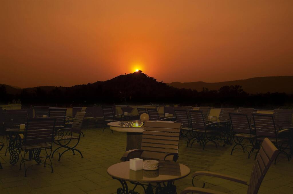 Кукас: Le Méridien Jaipur Resort & Spa