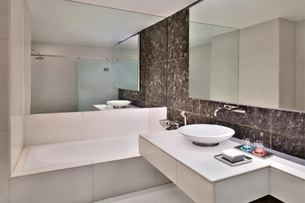 Нью-Дели: Le Meridien New Delhi