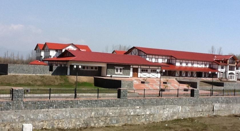 Hotel Pine Spring Srinagar Nowgam — фото 6