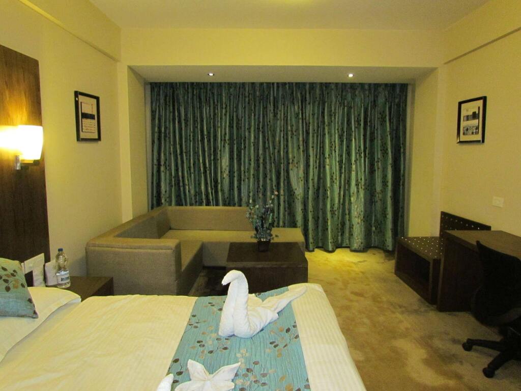 Hotel Pine Spring Srinagar Wazir Bagh — фото 3