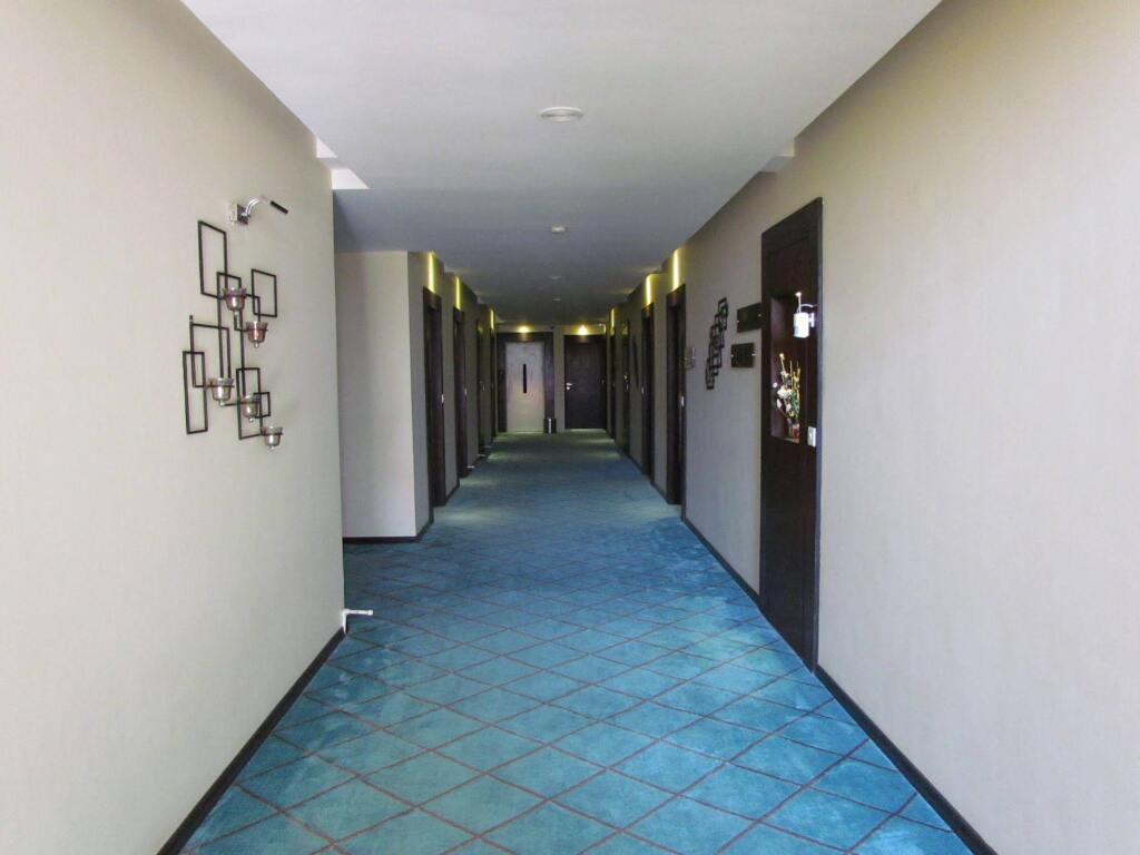 Hotel Pine Spring Srinagar Wazir Bagh — фото 1