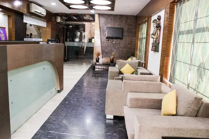 Ахмедабад: Hotel Dev Corporate