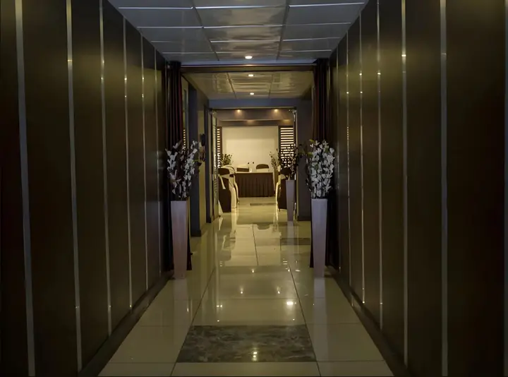 Лакхнау: Hotel ANR