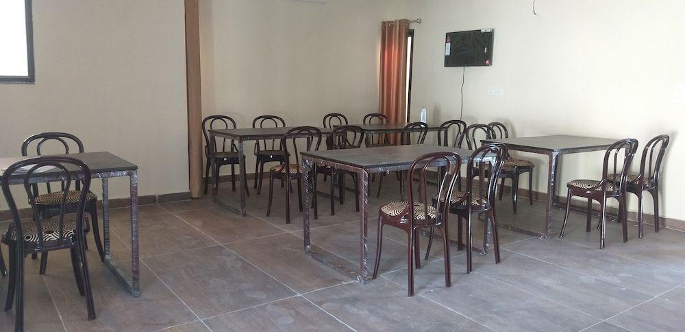 Ришикеш: Hotel Yog Tapovan