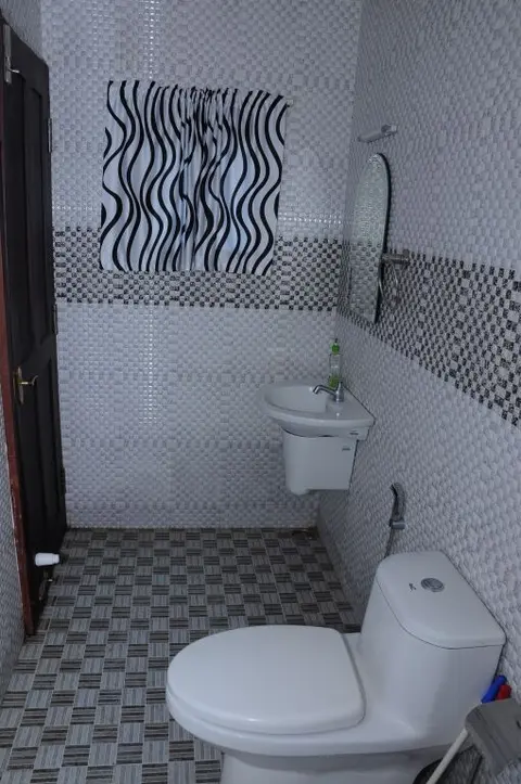 Аллеппи: Cosy Houseboats