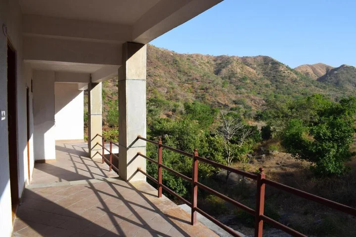 Садри: Kumbhalgarh Forest Retreat