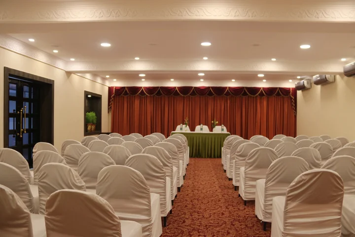 Бхубанешвар: Hotel Grand central