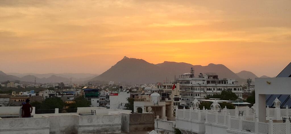 Hotel Ishwar Palace — фото 2