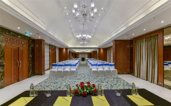 Ахмедабад: Lemon Tree Premier The Atrium, Ahmedabad