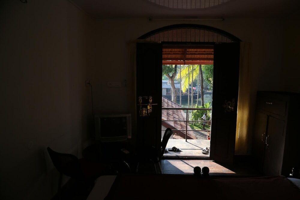 Аллеппи: Bamboo Lagoon Backwater Front Resort