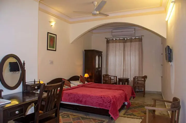 Удаипур: Hotel Pratap Bhawan
