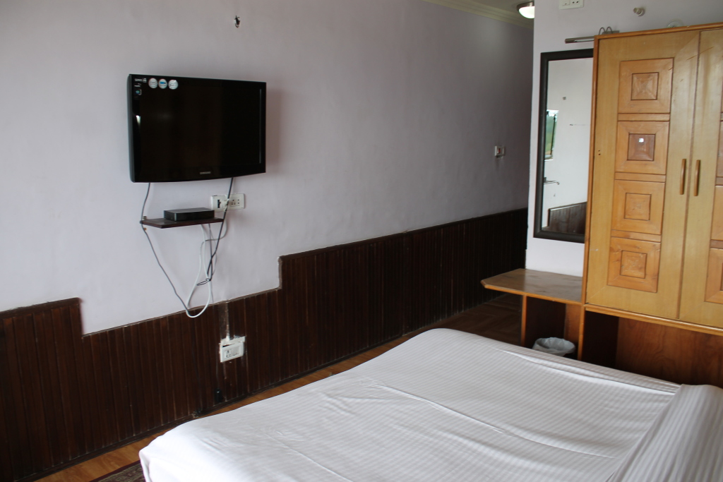 Шринагар: Hotel Imperial Lake View