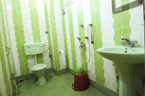 Колката: Hotel Mannat International