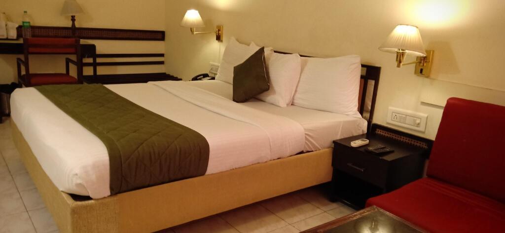 Мангалур: Hotel Poonja International