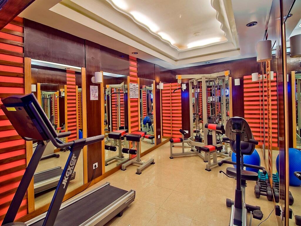 Ахмедабад: Sarovar Portico Kalupur Ahmedabad