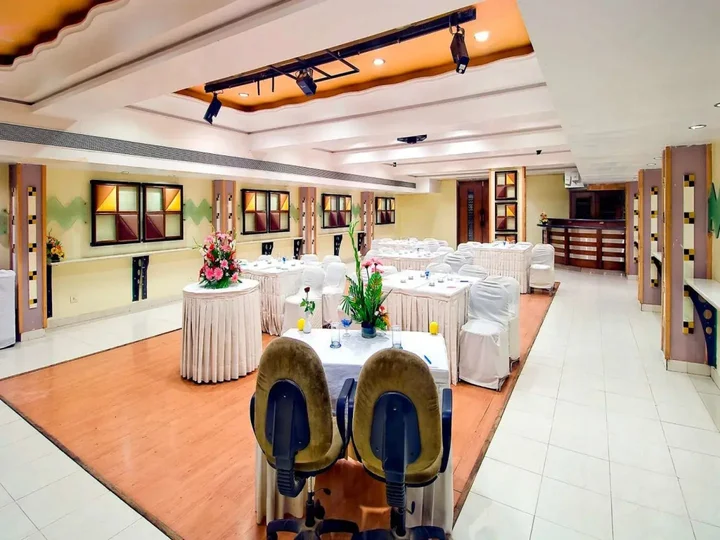 Ахмедабад: Sarovar Portico Kalupur Ahmedabad
