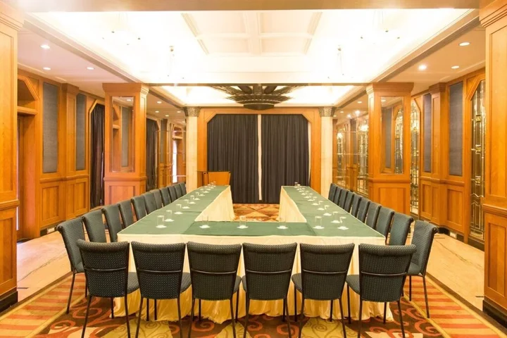 Ахмедабад: Sarovar Portico Kalupur Ahmedabad