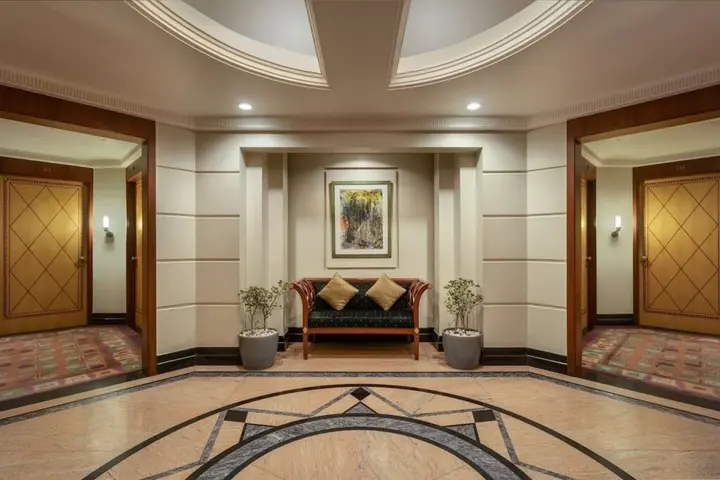 Ахмедабад: Sarovar Portico Kalupur Ahmedabad