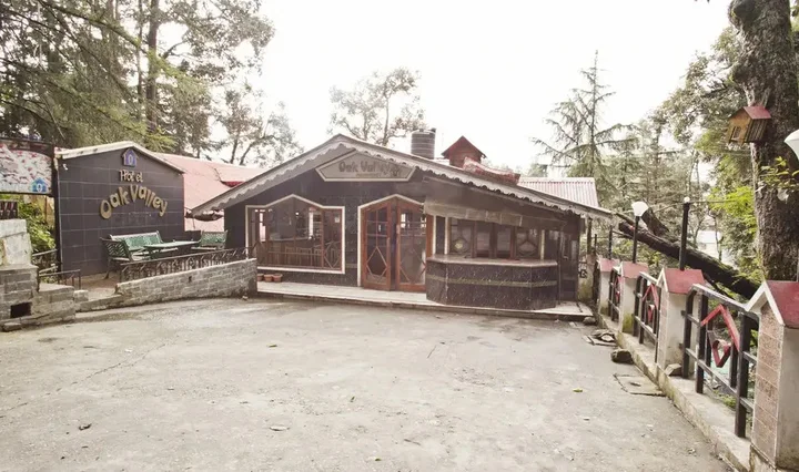 Чамба: Hotel Oak Valley