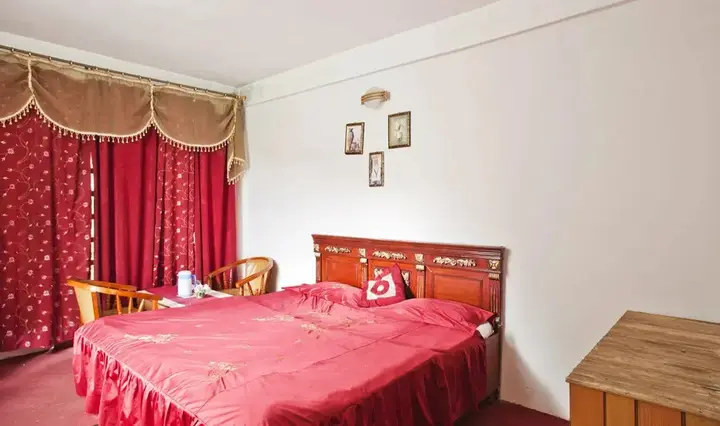 Чамба: Hotel Oak Valley