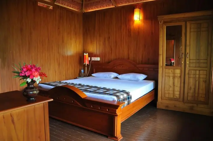 Султан-Батери: Planet Green Plantation Resorts, Wayanad, Kerala
