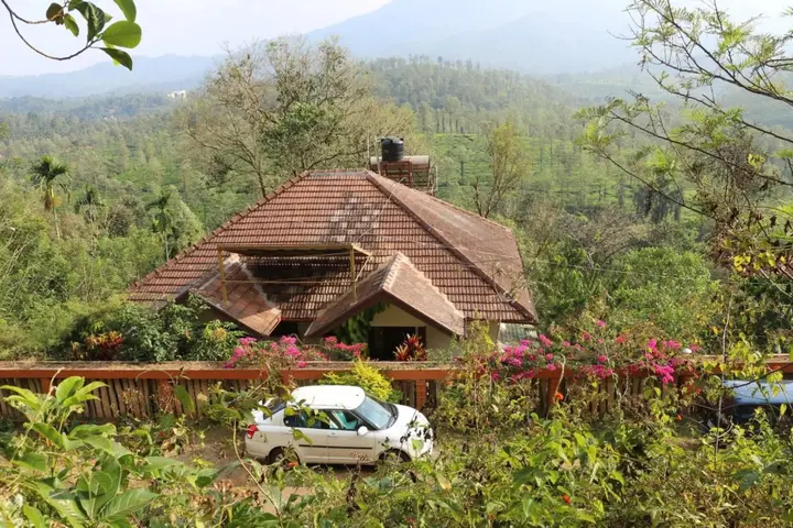 Султан-Батери: Planet Green Plantation Resorts, Wayanad, Kerala