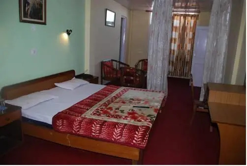 Чамба: Hotel Ranjeet Sagar View