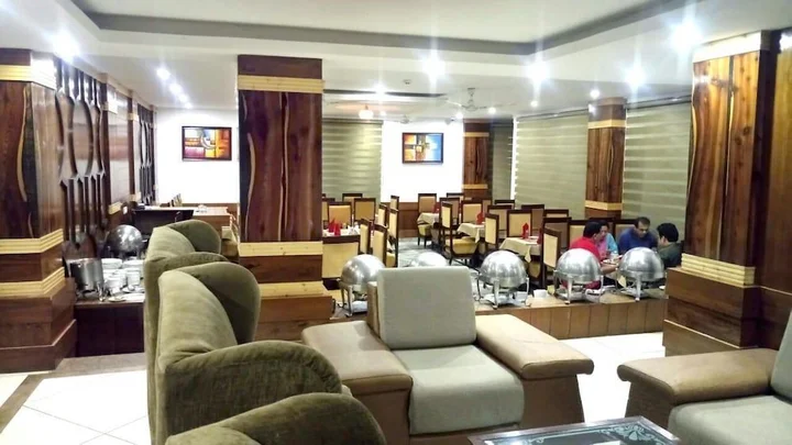Кангра: Imperial Clarks Inn Dharmashala
