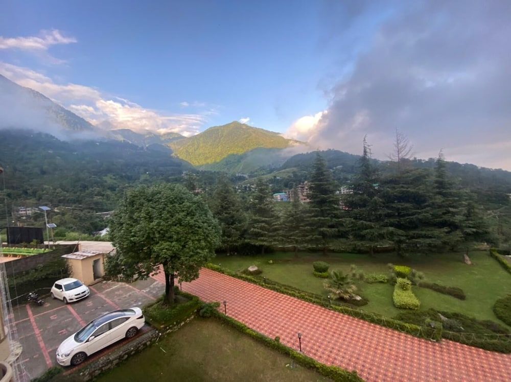 Кангра: Imperial Clarks Inn Dharmashala