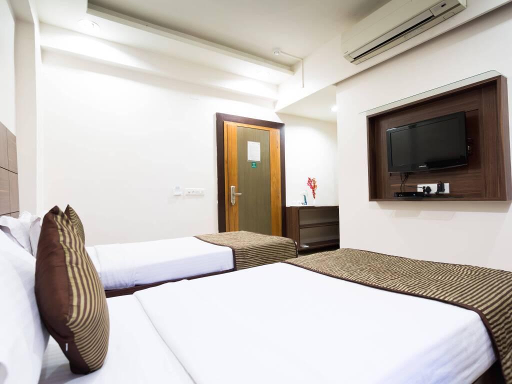 Ахмедабад: Treatotel