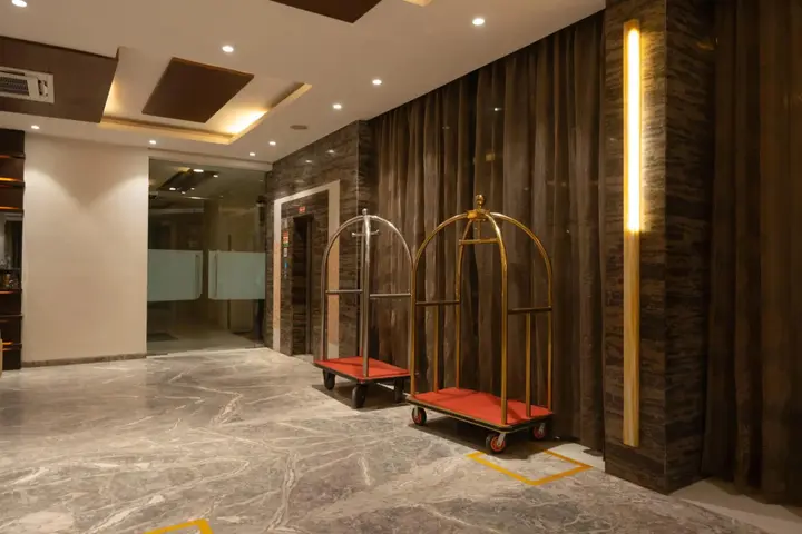 Ахмедабад: Treatotel