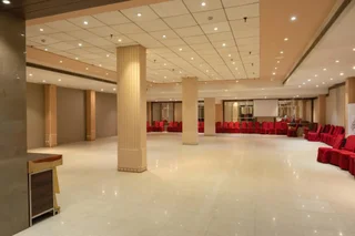 Ахмедабад: Treatotel