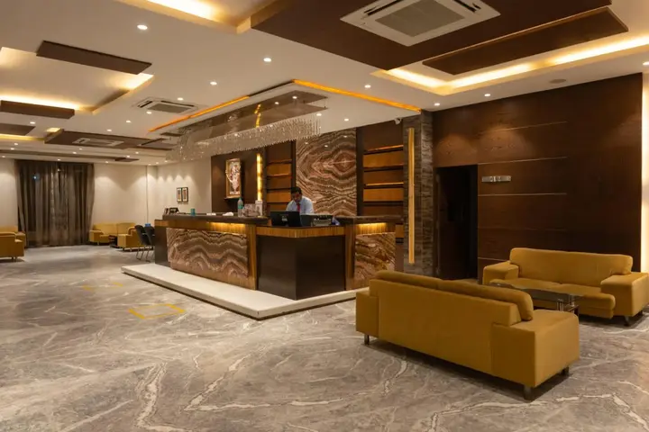 Ахмедабад: Treatotel