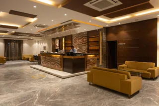 Ахмедабад: Treatotel