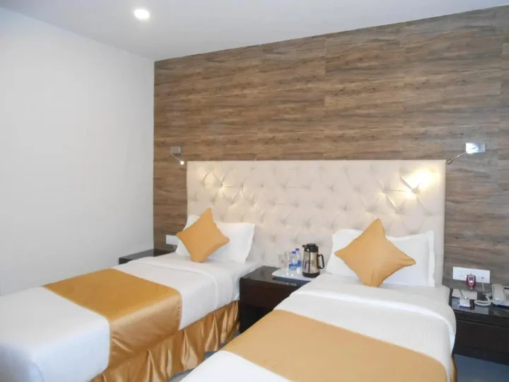 Колката: Hotel O2 Oxygen