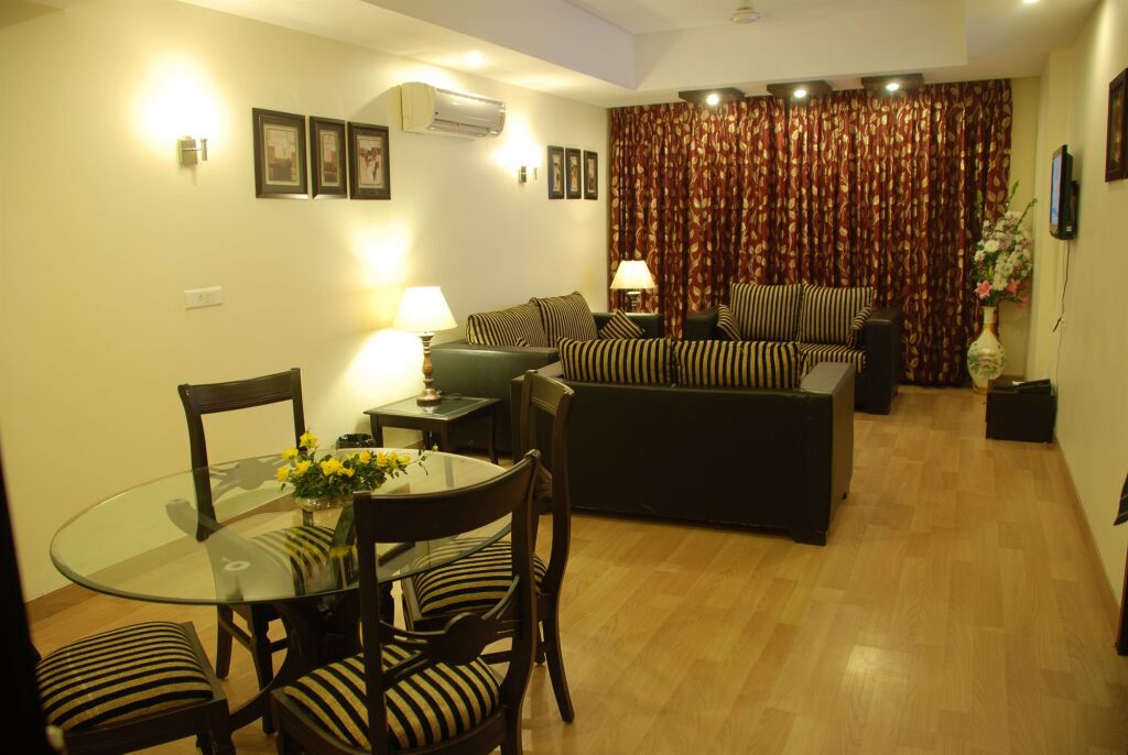 Дехрадун: Hotel Softel Plaza