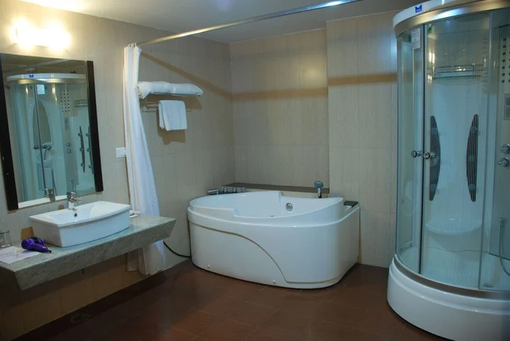 Дехрадун: Hotel Softel Plaza