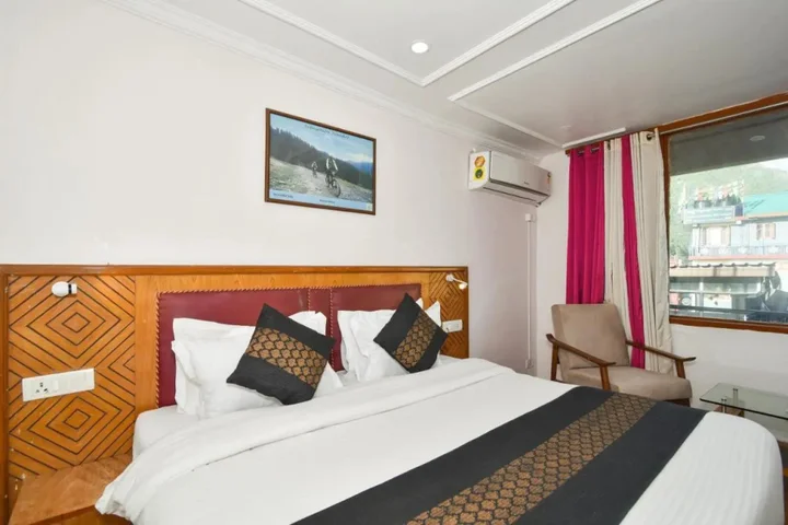 Дармсала: M Hotel & Restaurant