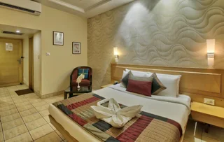 Гувахати: Vishwaratna Hotel