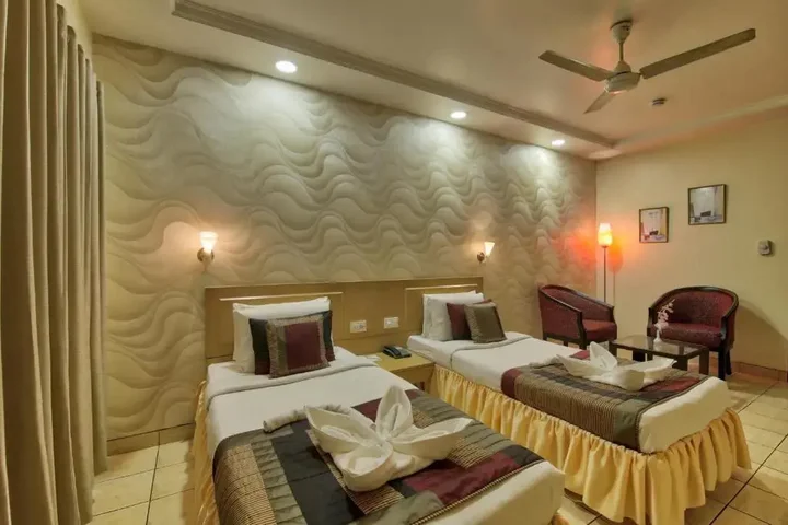 Гувахати: Vishwaratna Hotel