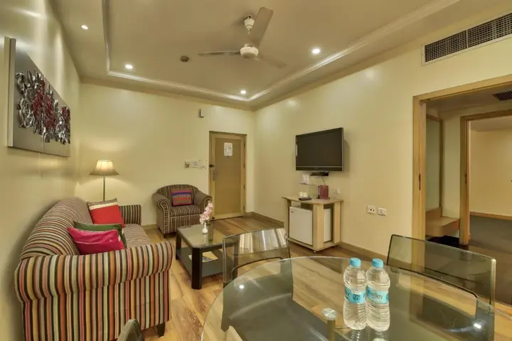 Гувахати: Vishwaratna Hotel