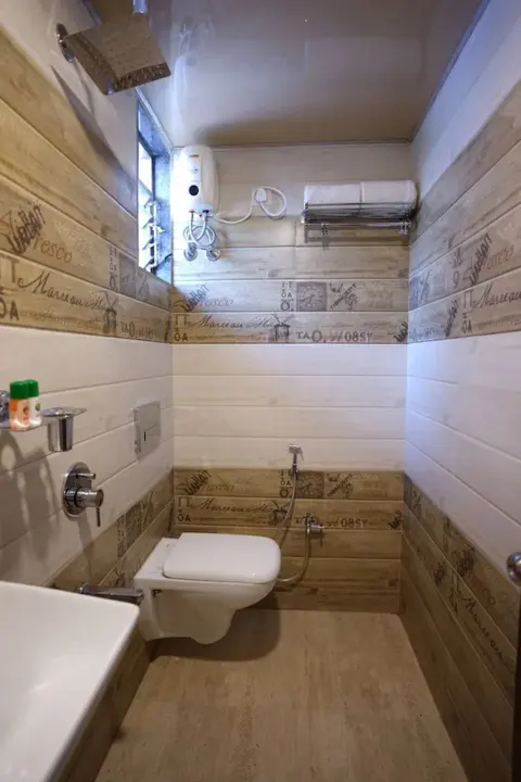 Мумбаи: OYO Rana Residency Near Western Express Highway Metro Station