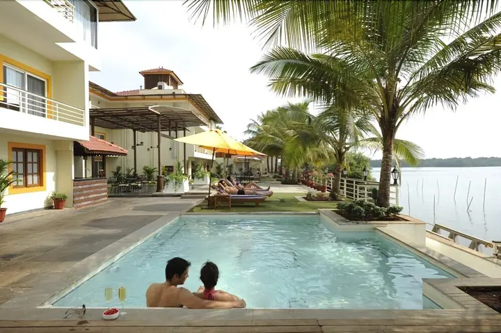 Альто-де-Порворим: Deltin Palms Riverfront