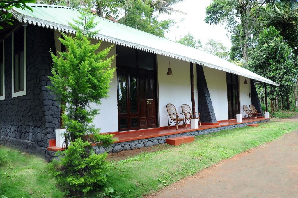 Рамаккалмеду: Punarjani Ayurvedic Resorts