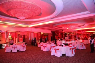 Нагпур: Hotel Centre Point