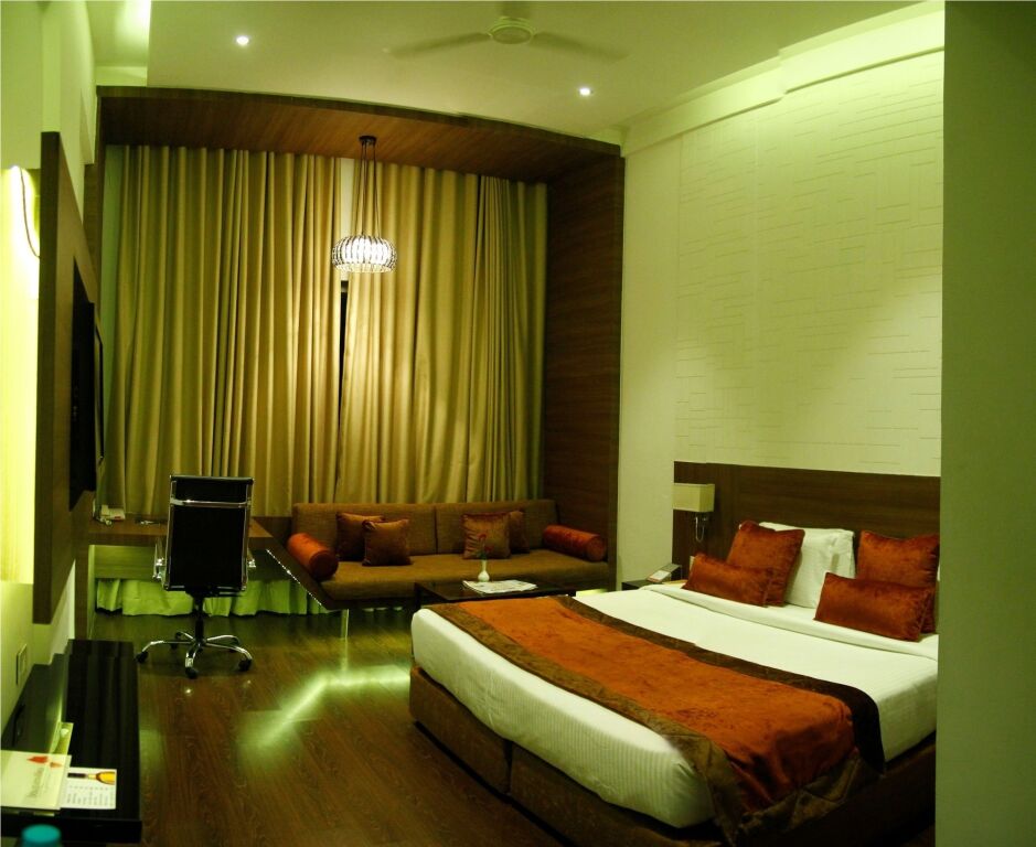 Нагпур: Hotel Centre Point