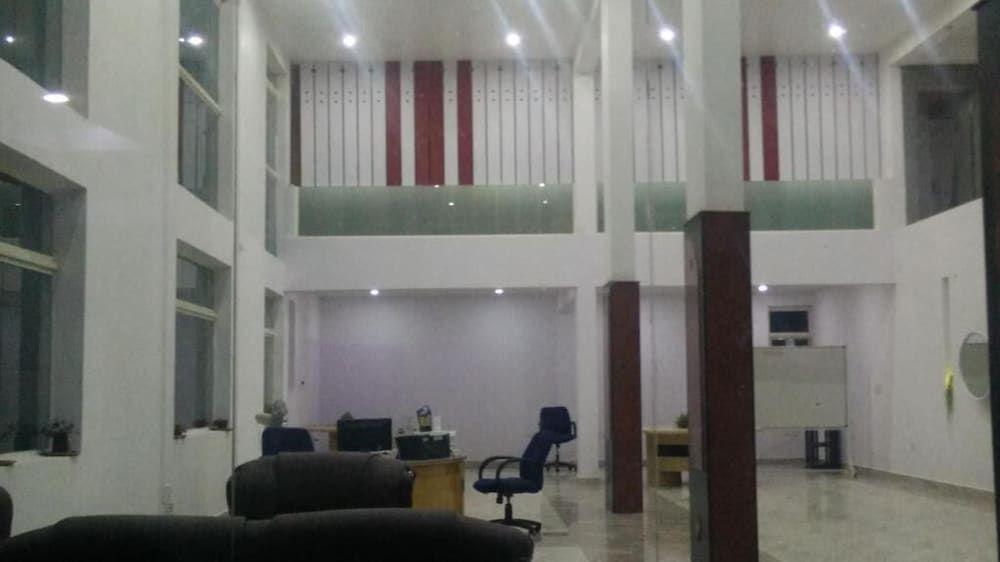 Бангалор: Airport Residency Bangalore