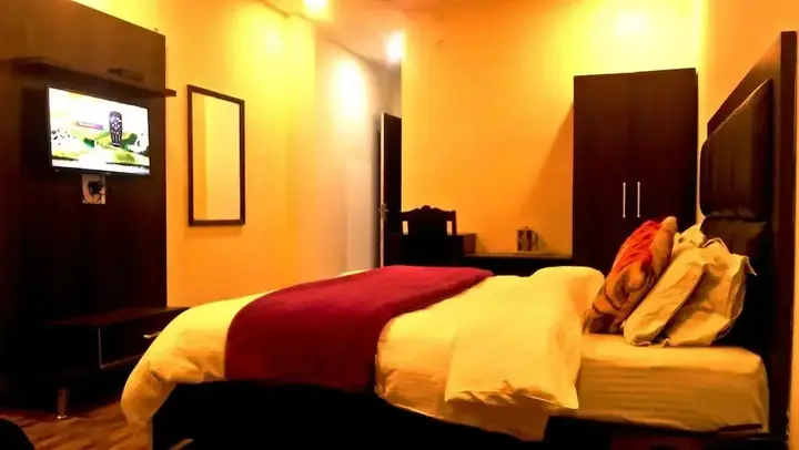 Чамба: Shining Star Resort