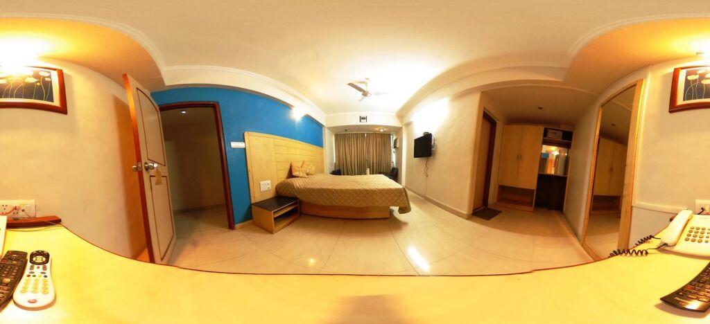 Пуна: Hotel Raviraj
